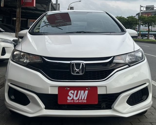 潔承汽車｜FIT｜1.5｜S版｜I key免鑰｜原廠影音｜衛星導航｜倒車顯影｜只跑5萬6｜車況已查定  第1張相片