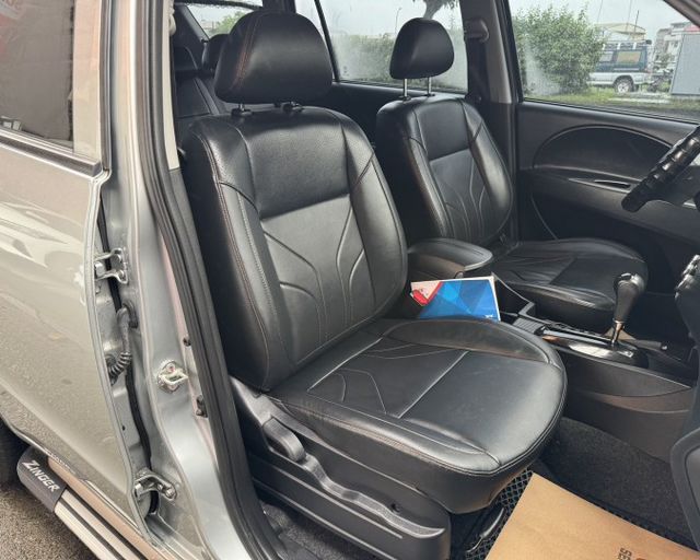 潔承汽車｜ZINGER｜2.4｜精緻版｜安卓主機｜倒車顯影｜盲點偵測｜實跑10.5萬｜車況已查定  第13張相片