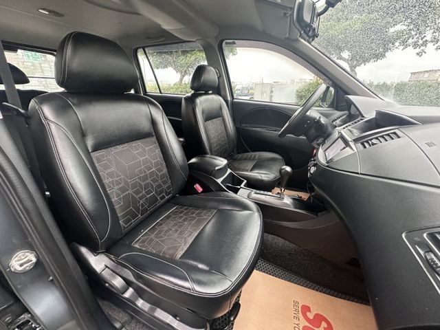 潔承汽車｜ZINGER｜2.4｜旗艦影音版｜原廠影音｜衛星導航｜倒車顯影｜定速｜原鈑件｜認證車  第13張相片