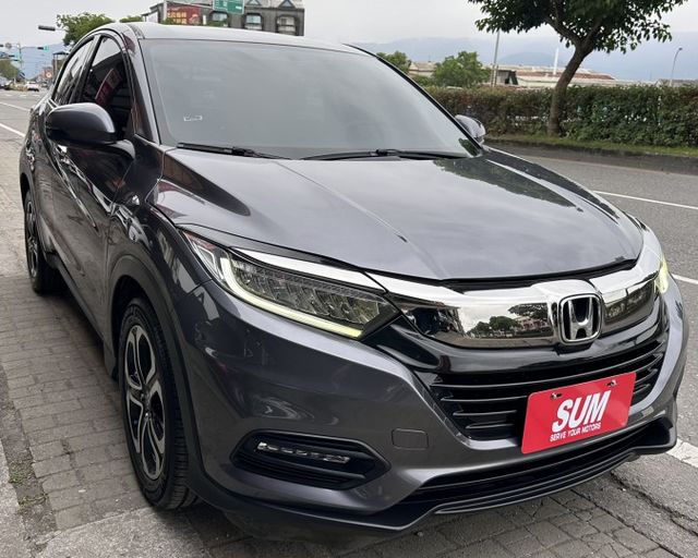 潔承汽車｜HR-V｜1.8｜S版｜I key免鑰｜衛星導航｜倒車顯影｜定速系統｜僅跑10萬｜認證車  第2張相片