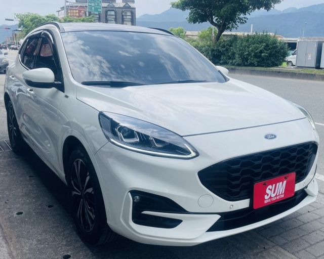 潔承汽車｜KUGA｜2.0｜ST-Line｜AWD｜全景天窗｜盲點偵測｜B&O音響｜ACC跟車｜僅跑8萬7｜認證車  第2張相片