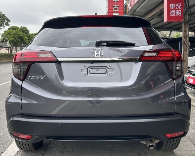 潔承汽車｜HR-V｜1.8｜S版｜I key免鑰｜衛星導航｜倒車顯影｜定速系統｜僅跑10萬｜認證車  第3張相片