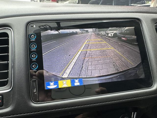 潔承汽車｜HR-V｜1.8｜S版｜I key免鑰｜衛星導航｜倒車顯影｜定速系統｜僅跑10萬｜認證車  第7張相片