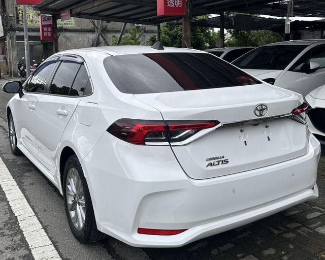 潔承汽車｜ALTIS｜1.8｜12代｜汽油版｜原鈑件｜實跑7萬5｜認證車  第4張相片