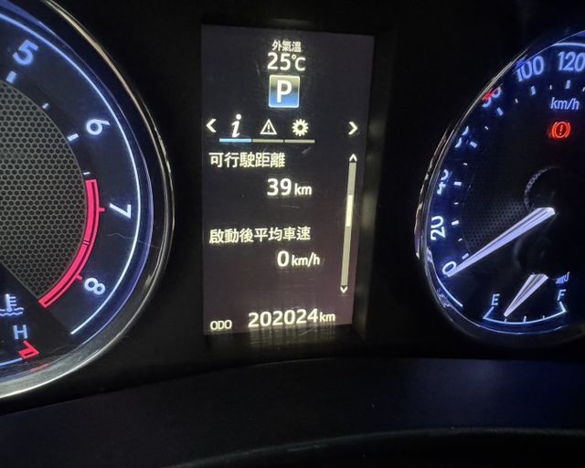 潔承汽車｜ALTIS｜1.8｜Safety+版｜I key摸門｜衛星導航｜實跑20.2萬｜認證車  第8張相片