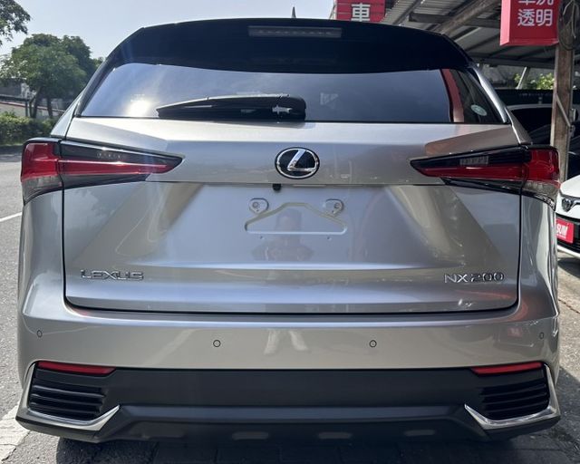 潔承汽車｜NX200｜2.4｜菁英Plus版｜原廠影音｜環景系統｜ACC跟車｜原鈑件｜只跑2.4萬｜可認證  第3張相片