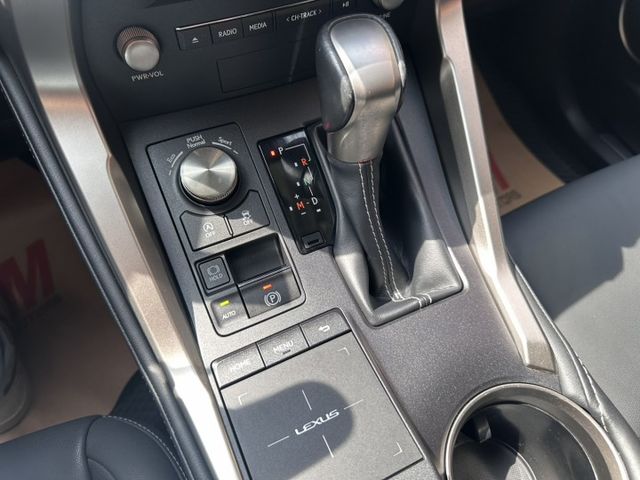 潔承汽車｜NX200｜2.4｜菁英Plus版｜原廠影音｜環景系統｜ACC跟車｜原鈑件｜只跑2.4萬｜可認證  第7張相片
