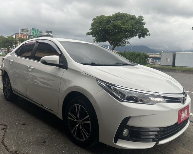 潔承汽車｜ALTIS｜1.8｜11.5代｜豪華版｜安卓主機｜衛星導航｜倒車顯影｜定速｜原鈑件｜只跑11.2萬｜可認證  第2張相片