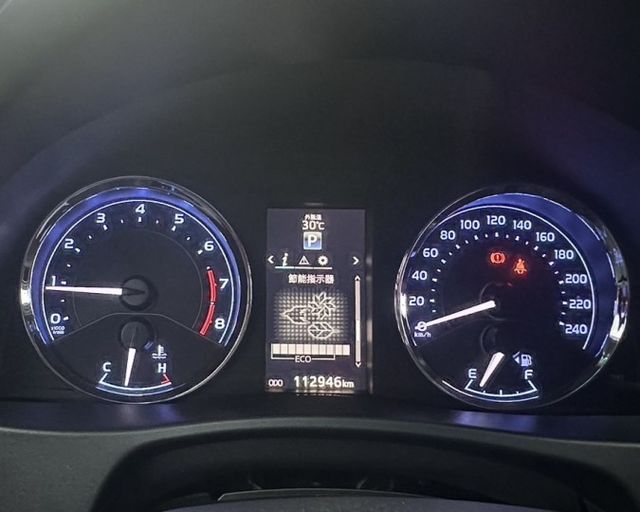 潔承汽車｜ALTIS｜1.8｜11.5代｜豪華版｜安卓主機｜衛星導航｜倒車顯影｜定速｜原鈑件｜只跑11.2萬｜可認證  第11張相片