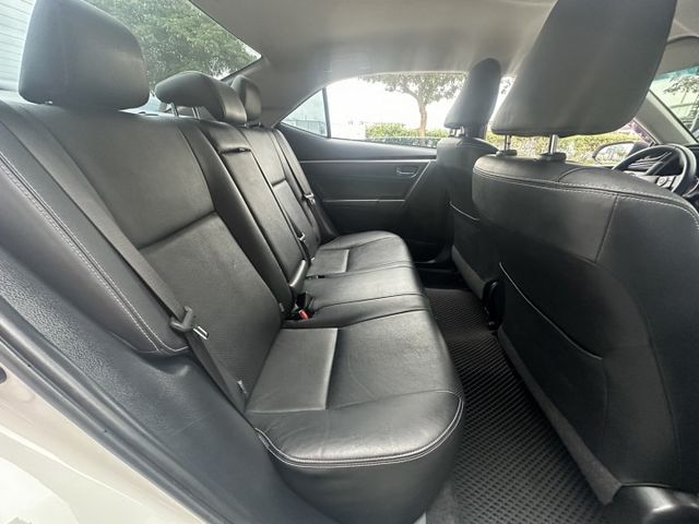 潔承汽車｜ALTIS｜1.8｜11.5代｜豪華版｜安卓主機｜衛星導航｜倒車顯影｜定速｜原鈑件｜只跑11.2萬｜可認證  第16張相片