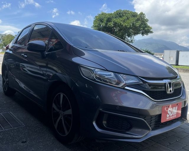 潔承汽車｜Fit｜1.5｜S版｜一鍵啟動｜衛星導航｜倒車顯影｜定速系統｜全車原鈑件｜只跑14萬｜認證車  第2張相片