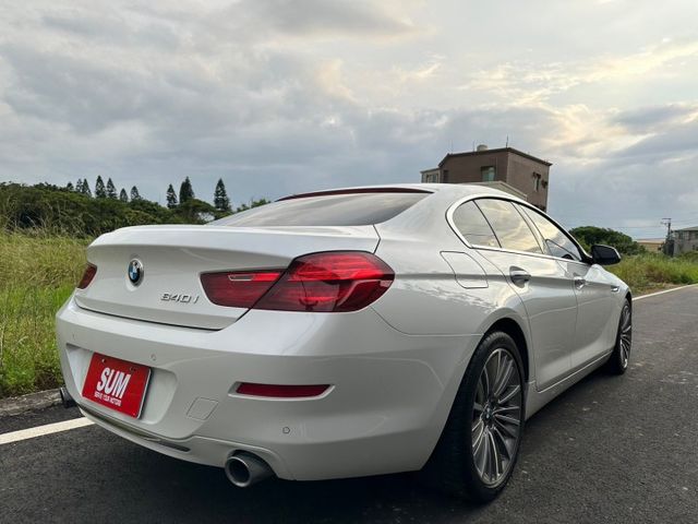 市場稀缺四門Coupe BMW 640GC F06型第二代 ✓記憶座椅 ✓HID頭燈✓全景天窗 ✓定速 ✓倒車顯影  第13張相片