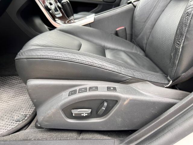 V60 D3 柴油版 ☑原版件美車 ☑車況優質無待修 ☑里程保證 ☑實車在庫 盲點偵測 定速 雙電動椅  第15張相片