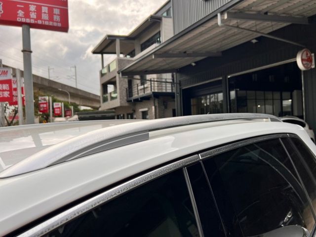 400TDI CP值超高的柴油 R-LINE版 ACC跟車  App-Connect 聲控導航 感應式尾門  第15張相片