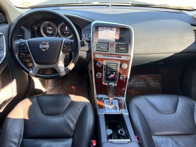 XC60 T5 2.0渦輪 前車主超顧車 ☑原版件 ☑無待修 ☑里程保證 ☑車況透明  第5張相片