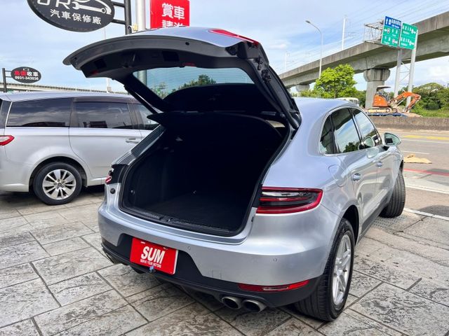 MACAN S DIESEL 認證超美車 柴油 總代理 前後行車記錄器 倒車攝影機 電動尾門 電動椅  第6張相片