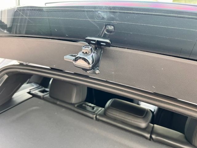 MACAN S DIESEL 認證超美車 柴油 總代理 前後行車記錄器 倒車攝影機 電動尾門 電動椅  第8張相片