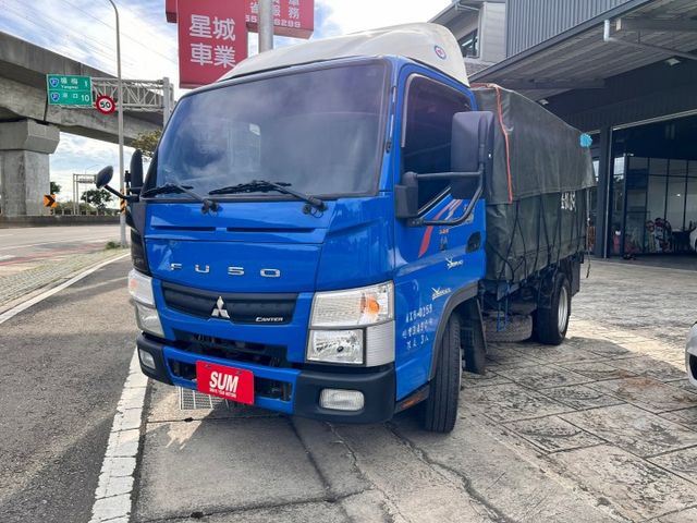 自排 10.5呎 已變更載重五噸 5呎雙芯升降遙控尾門 活動式帆布 順風板 31.8萬公里已更換變速箱 認證車  第1張相片