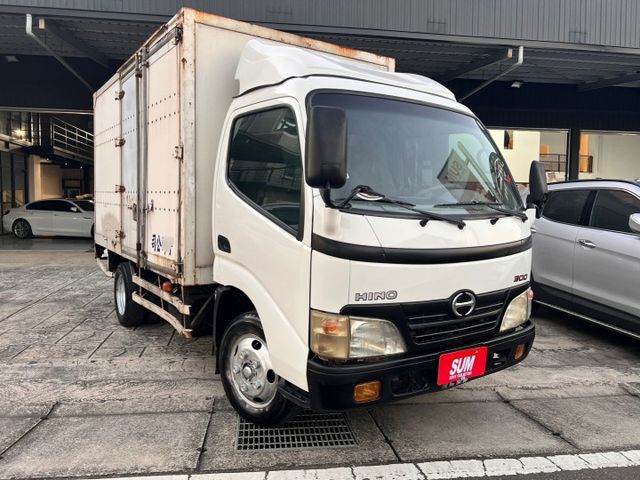 2010 HINO 11.5呎 加高190公分車廂 雙側開門 導流板 大尺寸尾門 里程保證 附發票 可全貸  第2張相片