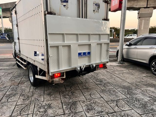 2010 HINO 11.5呎 加高190公分車廂 雙側開門 導流板 大尺寸尾門 里程保證 附發票 可全貸  第7張相片