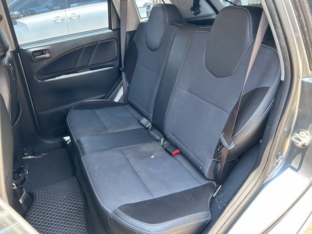 2020 典藏款 ☑代步首選 ☑小車好用 ☑輪胎剛換，CP值高，大螢幕車機 Carplay 倒車顯影 導航 氣氛燈  第8張相片