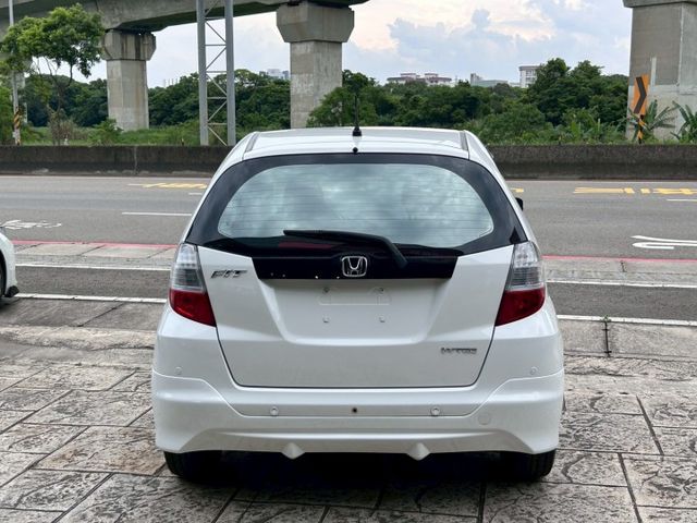 2010年 FIT VTI-S版 ☑稀有低里程 ☑原版件 極品美車,代步車,小車首選 倒車顯影,倒車雷達,衛星導航,電折  第5張相片