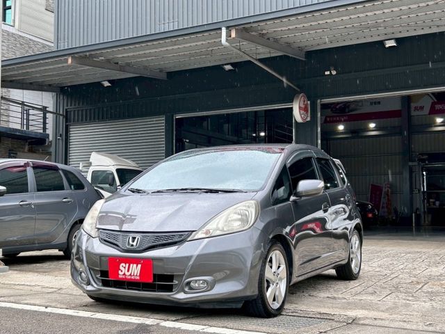 1.5 VTI-S版｜五門代步小車｜年份新、里程低｜代步、新鮮人首選｜換檔撥片、定速巡航  第1張相片