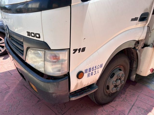 2012年｜六噸半｜16呎車廂｜全包式升降尾門｜環景影像  第7張相片