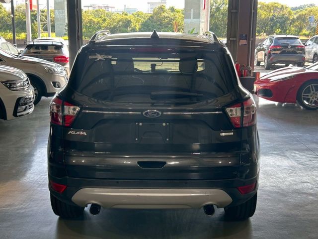 Kuga 1.5渦輪 時尚款｜全景天窗、電動尾門、Carplay、盲點偵測、雙區恆溫、定速、快撥｜全家出遊、配備豪華  第4張相片