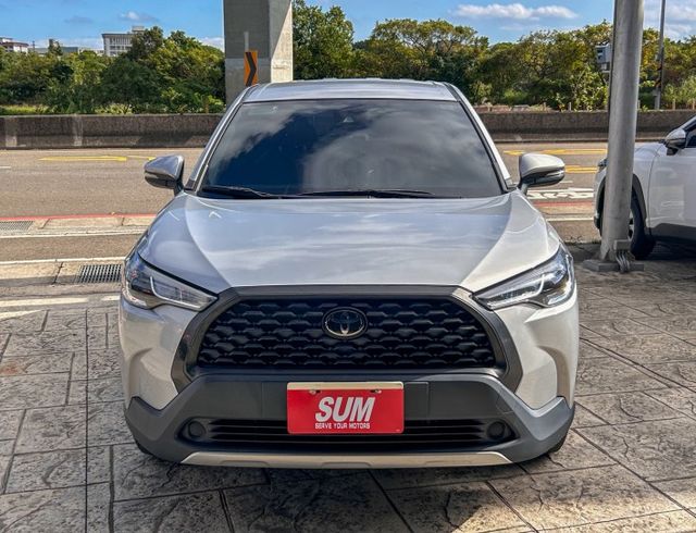 2022 CCross 豪華 1.8｜熱門小休旅｜全原廠保養｜本月購車贈車機｜資訊真實  第2張相片