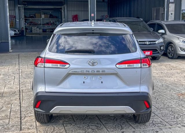 2022 CCross 豪華 1.8｜熱門小休旅｜全原廠保養｜本月購車贈車機｜資訊真實  第4張相片