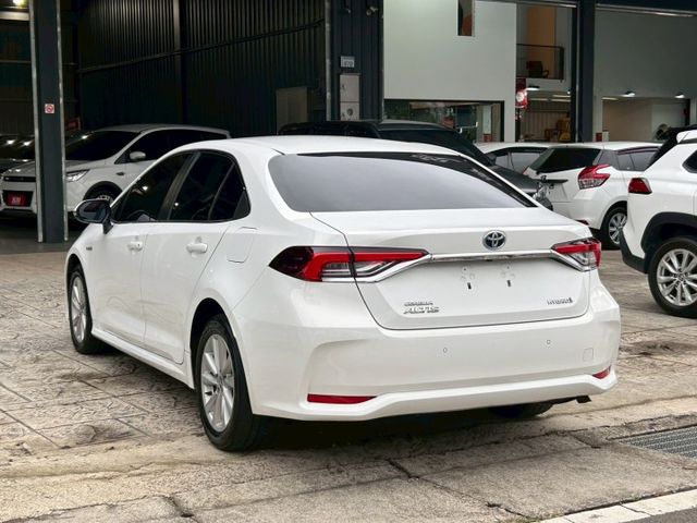 油電尊爵 小改款｜盲點偵測、Carplay、ACC全速域、全彩儀表板｜原廠保養、原廠保固、原版件  第6張相片