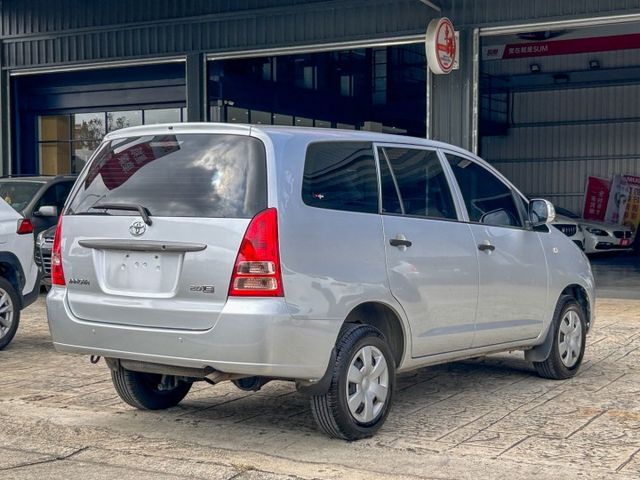 2015 末代 Toyota INNOVA 2.0E｜空間大又耐用｜全原廠保養+原版件+低里程，絕對漂亮不怕修  第4張相片