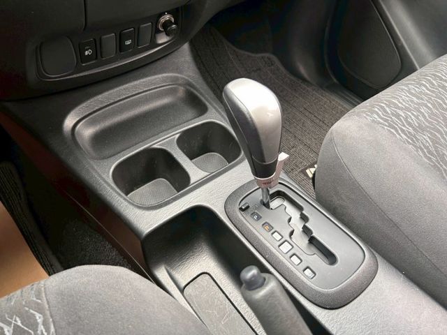 2015 末代 Toyota INNOVA 2.0E｜空間大又耐用｜全原廠保養+原版件+低里程，絕對漂亮不怕修  第13張相片