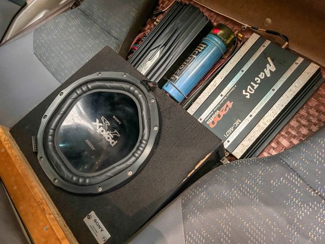 2015 堅達 ｜14呎後斗｜雙折升降尾門｜倒車顯影｜頂級音響設備  第7張相片