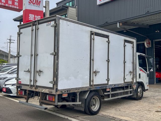 2019 ISUZU ELF｜里程13.8萬｜14呎｜-25度冷凍櫃｜左一右二開｜車況優質  第3張相片