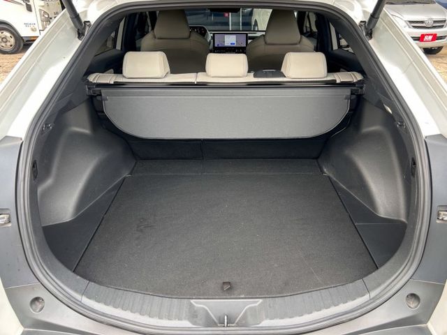 想嘗試電動車但預算有限｜2022年 BZ4x 比油電車更划算的選擇｜原廠保固至2030  第5張相片