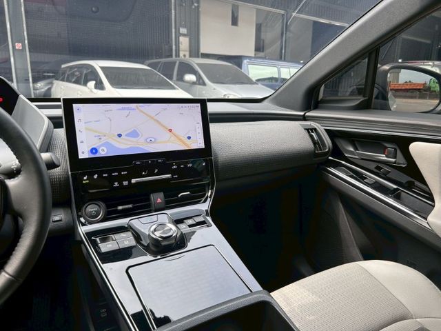 想嘗試電動車但預算有限｜2022年 BZ4x 比油電車更划算的選擇｜原廠保固至2030  第9張相片