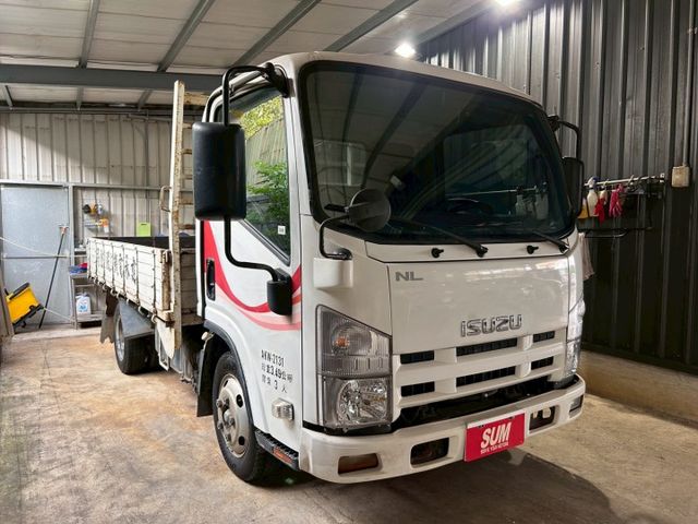 【稀有低里程】僅跑9萬的2014 ISUZU｜11呎半木斗｜車況優質，買回去直接開工  第3張相片