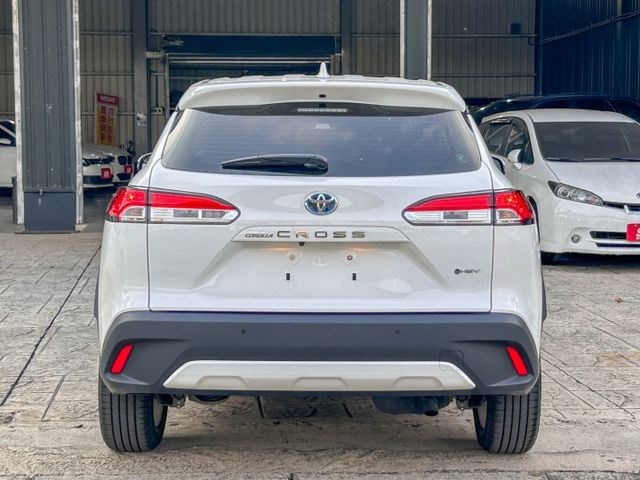 2025 CCross Hybrid油電尊爵｜稀有新古車｜里程不到6000｜環景、盲點、LED、電子手煞  第4張相片