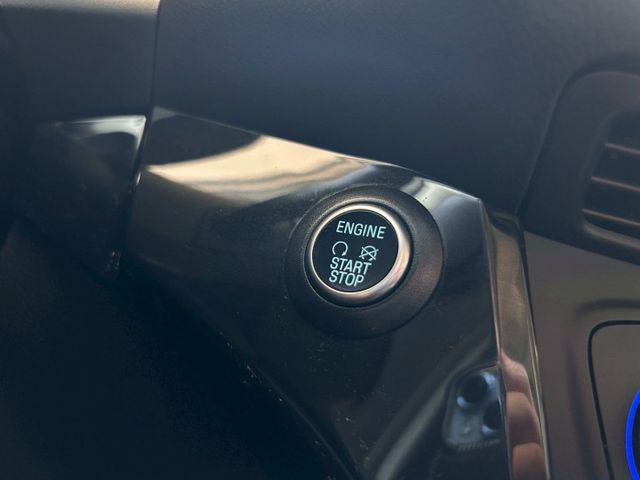 Kuga 1.5渦輪 時尚款｜全景天窗、電動尾門、Carplay、盲點偵測、雙區恆溫、定速、快撥｜全家出遊、配備豪華  第16張相片