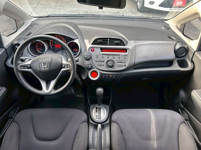 1.5 VTI-S版｜五門代步小車｜年份新、里程低｜代步、新鮮人首選｜換檔撥片、定速巡航  第7張相片
