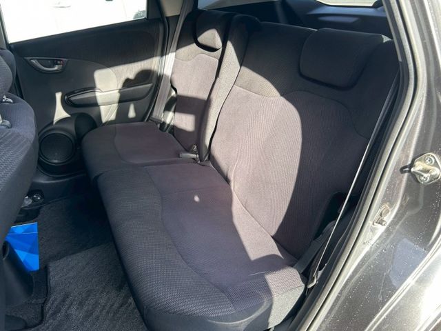 1.5 VTI-S版｜五門代步小車｜年份新、里程低｜代步、新鮮人首選｜換檔撥片、定速巡航  第9張相片