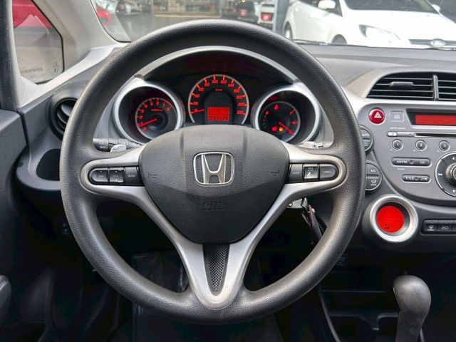 1.5 VTI-S版｜五門代步小車｜年份新、里程低｜代步、新鮮人首選｜換檔撥片、定速巡航  第11張相片