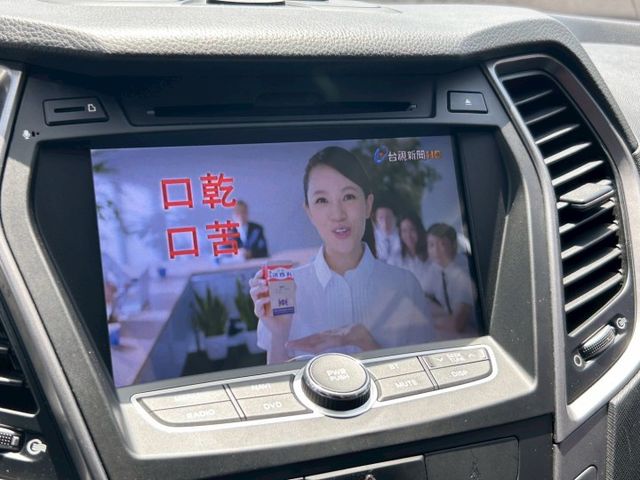 載全家出遊看這台 ☑七人座 ☑省油省稅 ☑空間 ☑動力 ☑無待修｜全景天窗 環景影像 iKEY  第15張相片