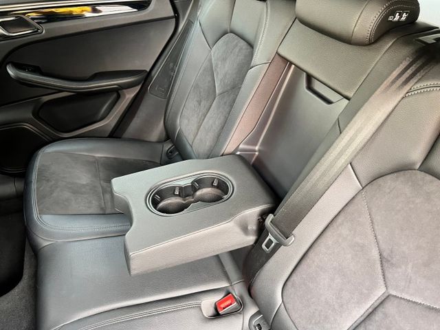 MACAN S DIESEL 認證超美車 柴油 總代理 前後行車記錄器 倒車攝影機 電動尾門 電動椅  第10張相片