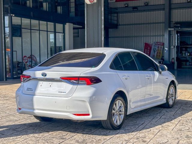 油電尊爵 小改款｜盲點偵測、Carplay、ACC全速域、全彩儀表板｜原廠保養、原廠保固、原版件  第3張相片