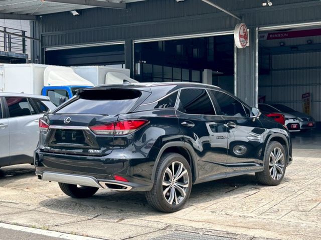現省百萬 RX300 / 旗艦版 / 全景天窗 / ML音響 / 黑色美車 / 原版件  第3張相片