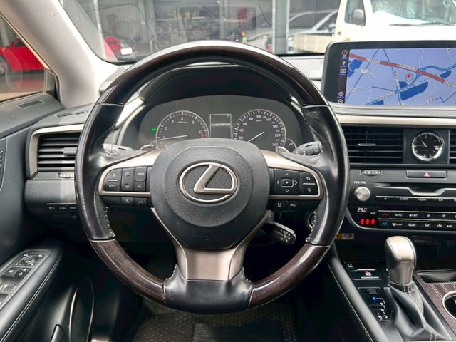 現省百萬 RX300 / 旗艦版 / 全景天窗 / ML音響 / 黑色美車 / 原版件  第9張相片
