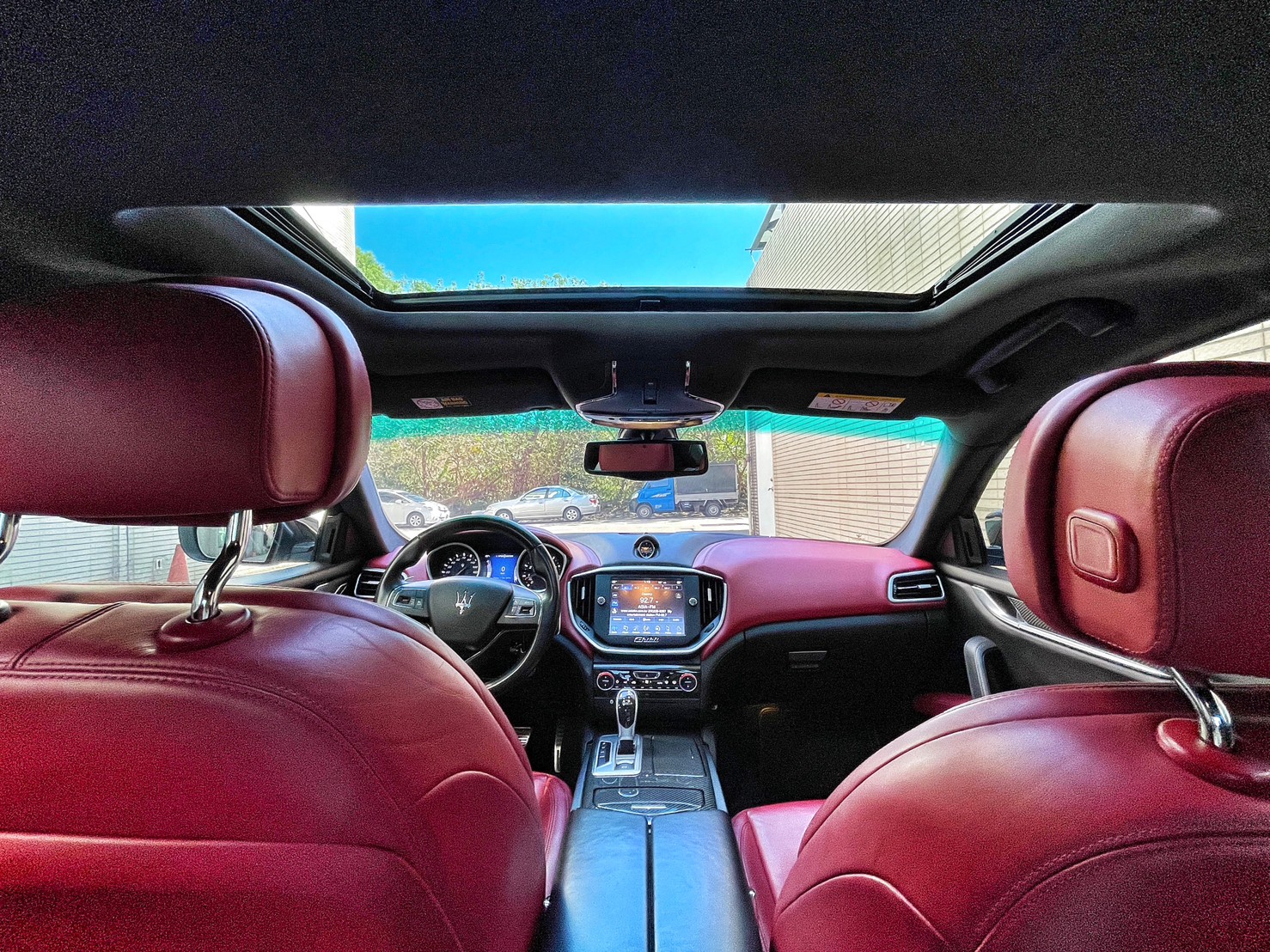 四驅中大型運動豪華房車 超帥紅內裝 僅跑6萬公里保證✅  第10張相片